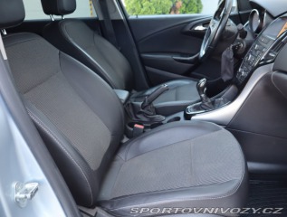 Opel Astra 2.0 CDTI 2015