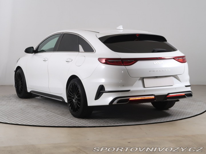Kia ProCeed 1.5 T-GDI 2022