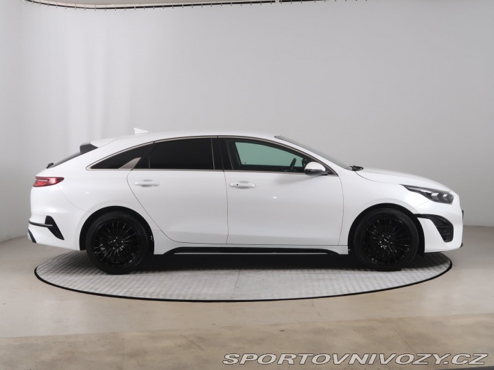 Kia ProCeed 1.5 T-GDI 2022