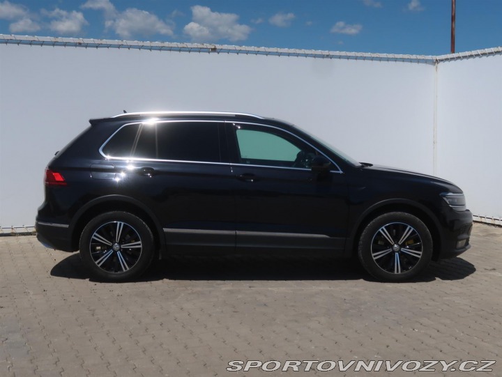 Volkswagen Ostatní modely Tiguan Highline 2.0 BiTDI 2017