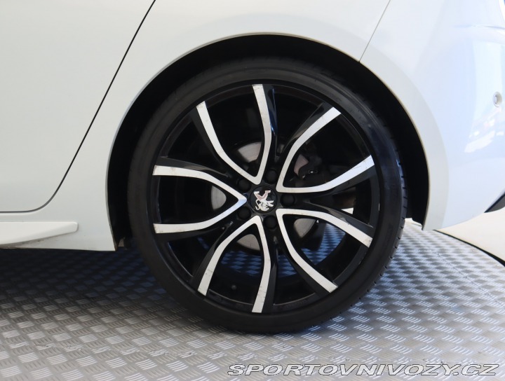 Peugeot 308 2.0 BlueHDi GT 2015