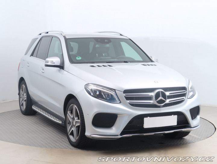 Mercedes-Benz Ostatní modely GLE  GLE 500 2016