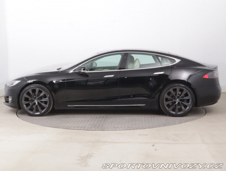 Tesla Model S 100D 2019