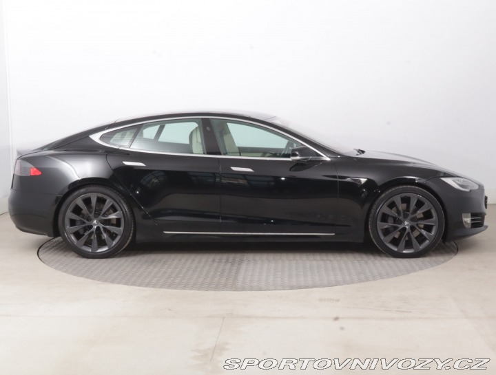 Tesla Model S 100D 2019