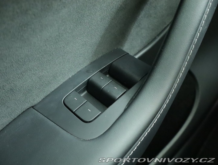 Tesla Model Y Long Range AWD 79kWh 2022