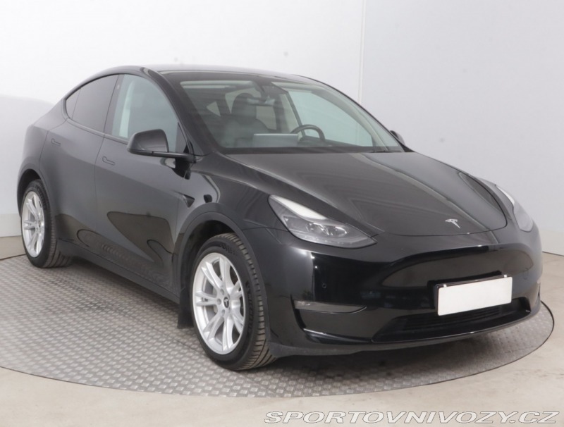 Tesla Model Y . Long Range AWD 79kWh