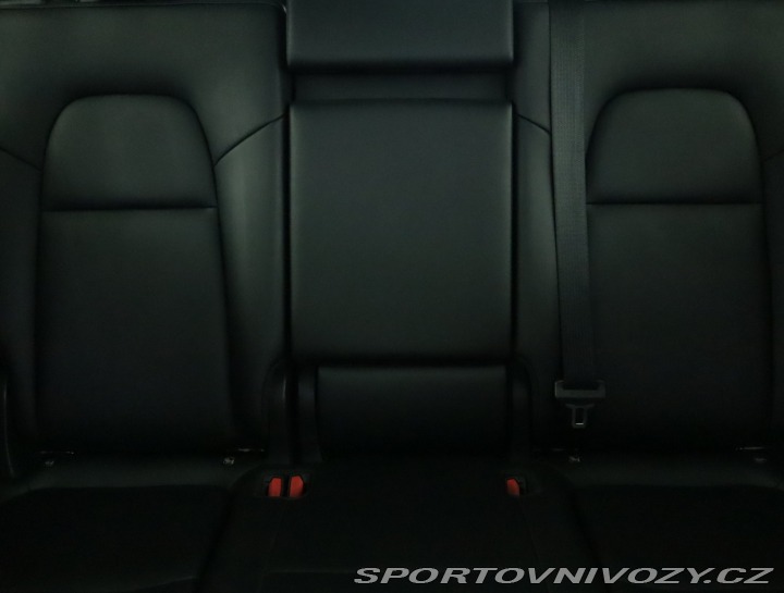 Tesla Model Y . Long Range AWD 79kWh 2022
