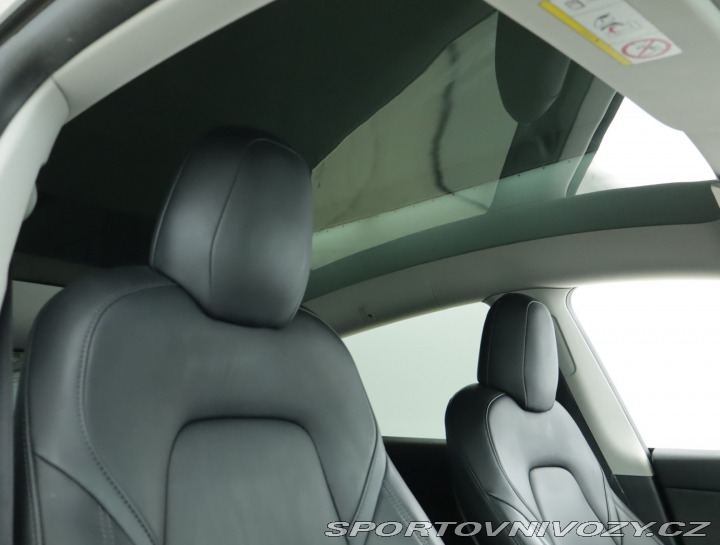Tesla Model Y . Long Range AWD 79kWh 2022