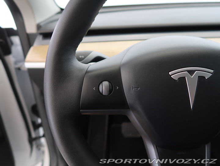 Tesla Model Y Long Range AWD 79kWh 2022