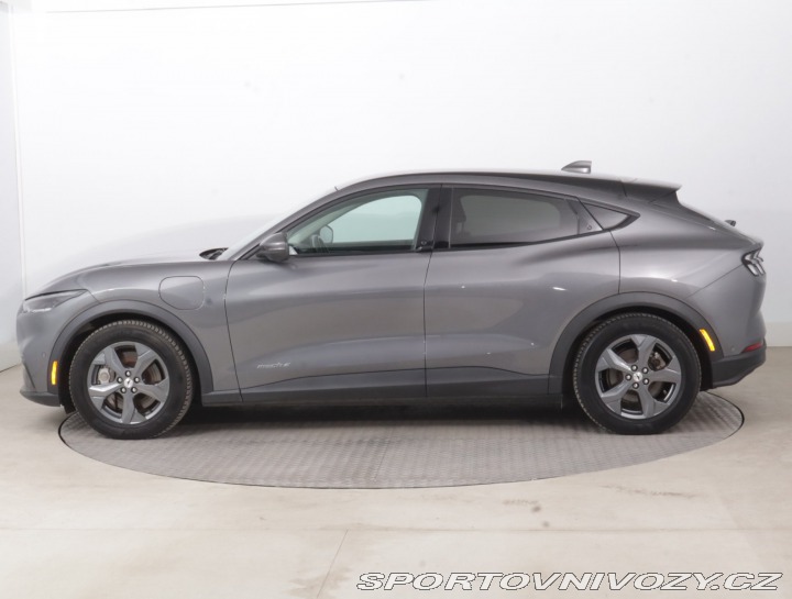 Ford Mustang Mach-E Standard Range RW 2021