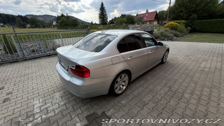 BMW 3 e90 330xD 2006