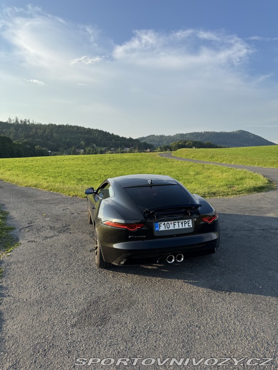 Jaguar F-Type 2019