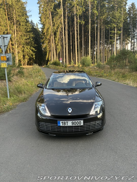 Renault Laguna Coupé 3.0 DCI V6 4Control 2011