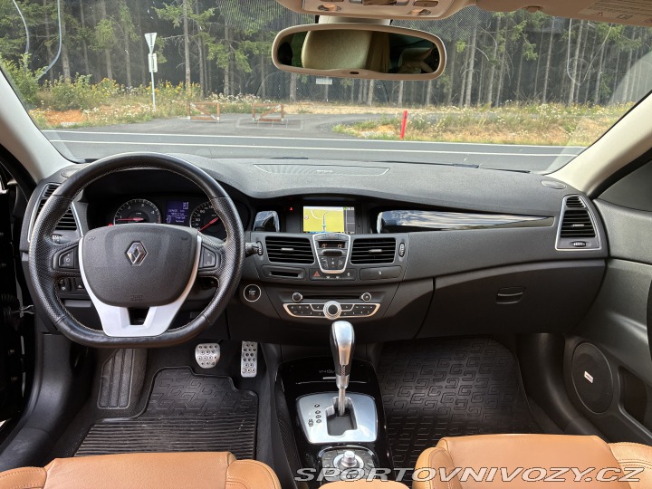 Renault Laguna Coupé 3.0 DCI V6 4Control 2011