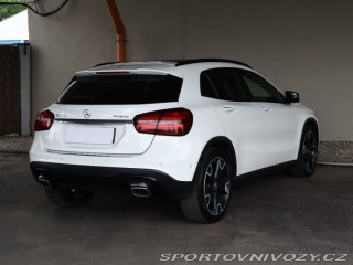Mercedes-Benz Ostatní modely GLA AMG line GLA 220 4MATIC 2018