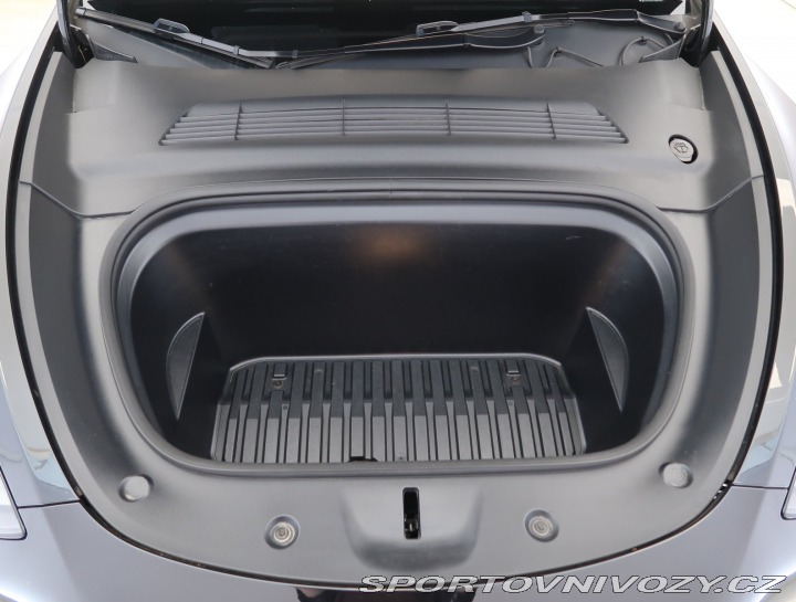Tesla Model Y Long Range AWD 79kWh 2022