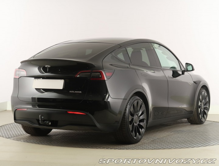Tesla Model Y Long Range AWD 79kWh 2022