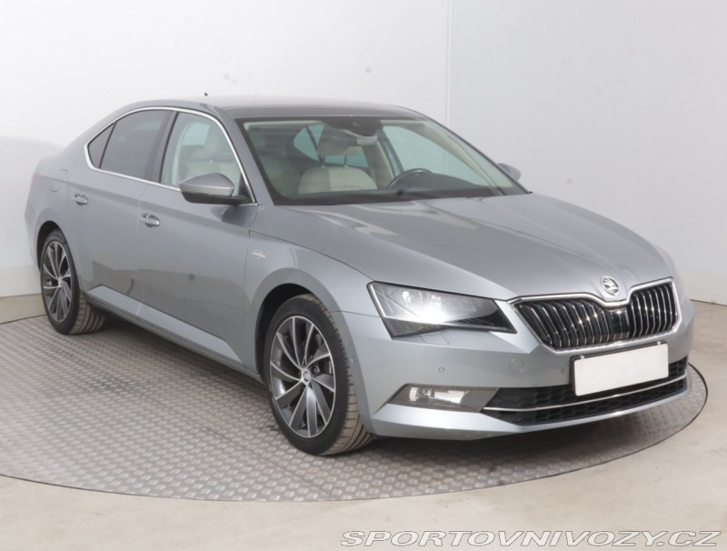 Škoda Superb 2.0 TSI