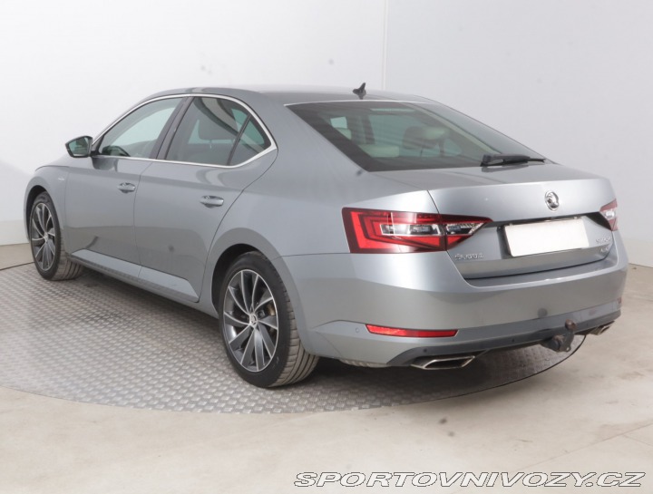 Škoda Superb 2.0 TSI 2015