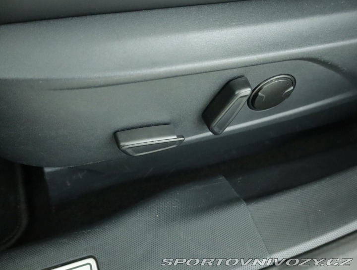 Ford Mustang Mach-E  Standard Range AW 2023