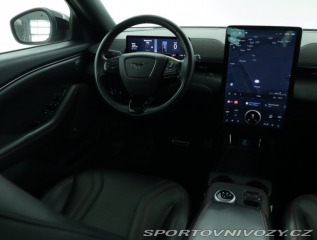 Ford Mustang Mach-E Standard Range AW 2023