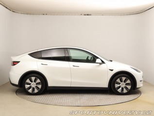 Tesla Model Y . Long Range AWD 79kWh 2024