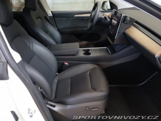 Tesla Model Y . Long Range AWD 79kWh 2024