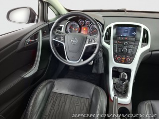 Opel Astra 2.0 CDTI 2011
