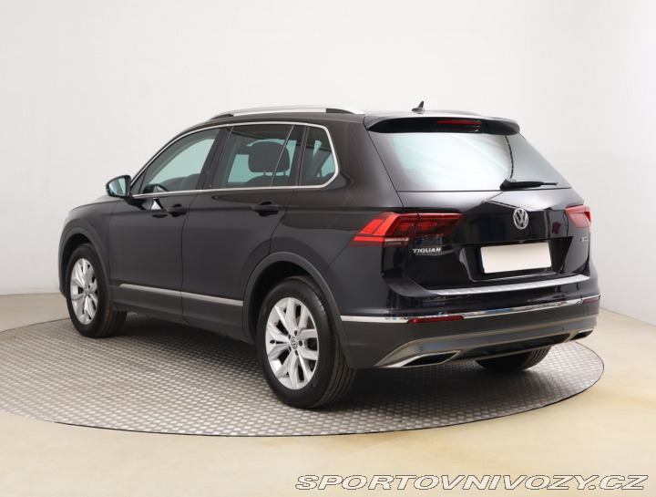 Volkswagen Ostatní modely Tiguan Highline 2.0 TSI 2019