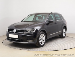 Volkswagen Ostatní modely Tiguan Highline 2.0 TSI 2019