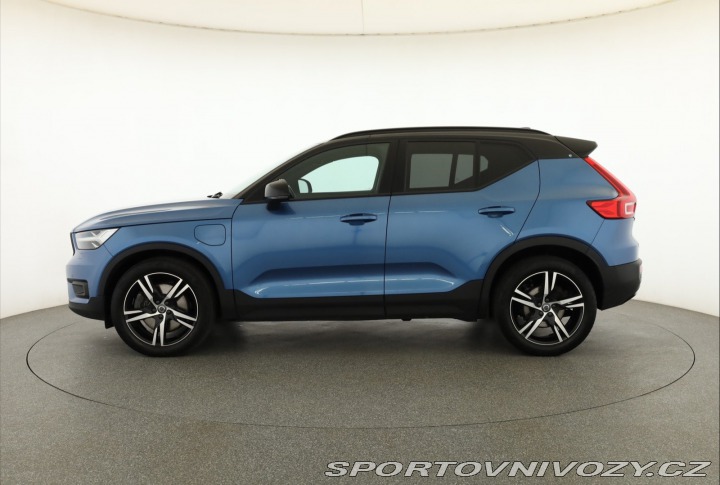 Volvo Ostatní modely XC40 R-Design T5 Recharge 2020