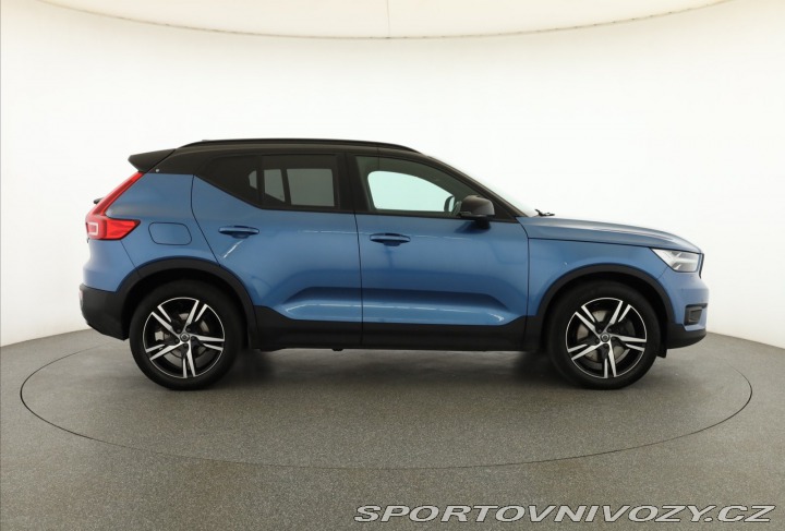Volvo Ostatní modely XC40 R-Design T5 Recharge 2020