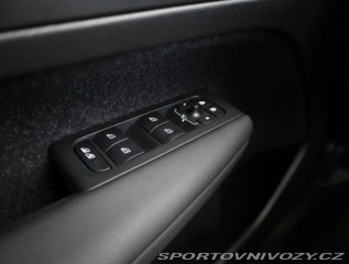 Volvo Ostatní modely XC40 R-Design T5 Recharge 2020
