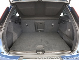 Volvo Ostatní modely XC40 R-Design T5 Recharge 2020