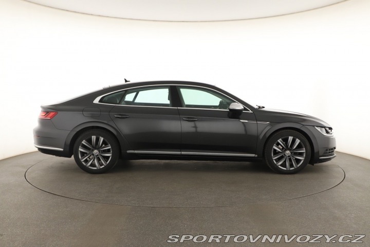 Volkswagen Arteon Elegance 2.0 TSI 2019