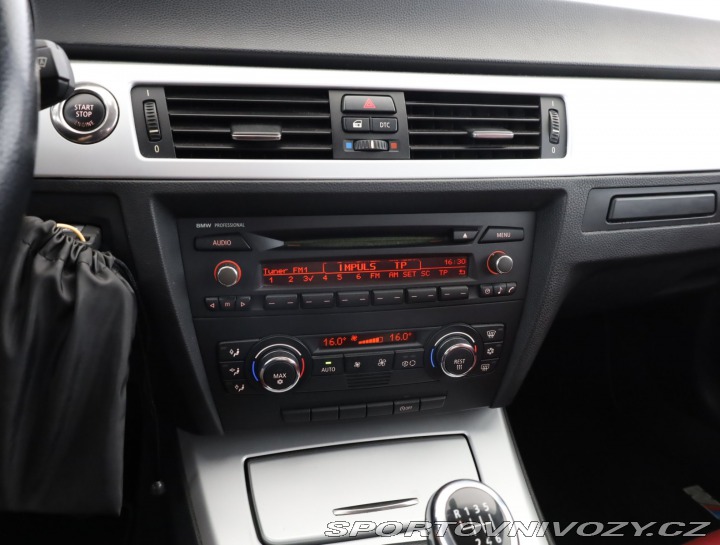 BMW 3 320 i 2008