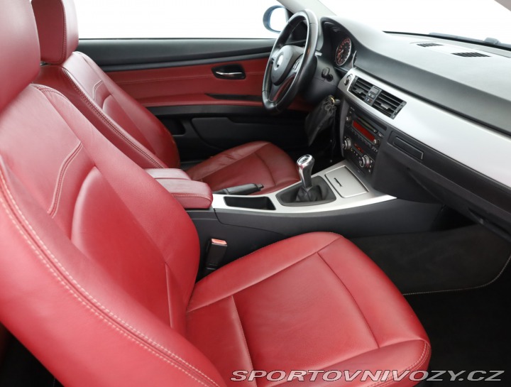 BMW 3 320 i 2008