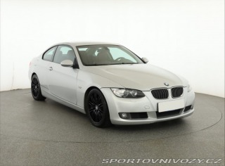 BMW 3 320 i 2008