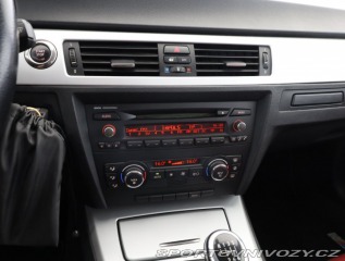 BMW 3 320 i 2008