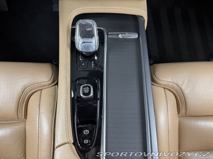 Volvo Ostatní modely XC90 B6 AWD ULTIMATE BRIGHT, W 2022