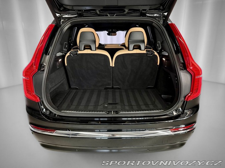 Volvo Ostatní modely XC90 B6 AWD ULTIMATE BRIGHT, W 2022