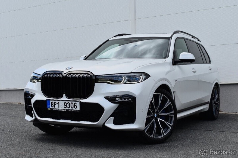 BMW X7 4,4 M50i 390KW/2021/7MI