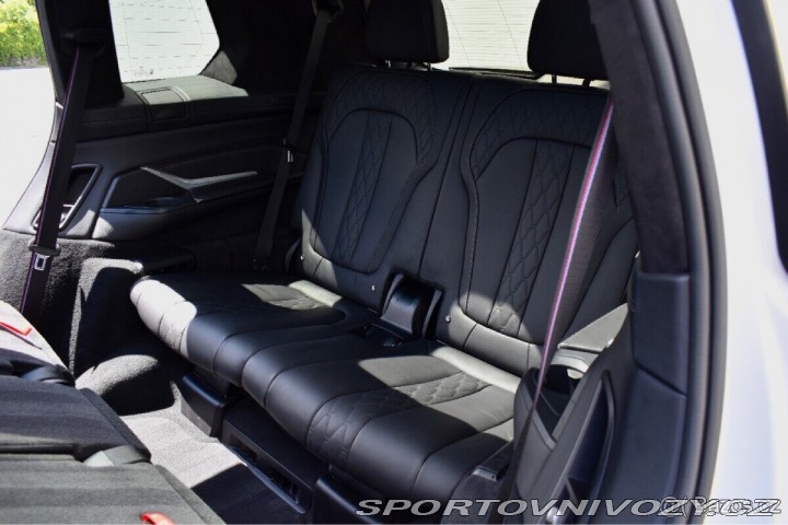 BMW X7 4,4   M50i 390KW/2021/7MI 1800