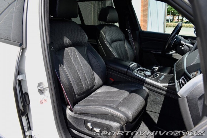 BMW X7 4,4   M50i 390KW/2021/7MI 1800