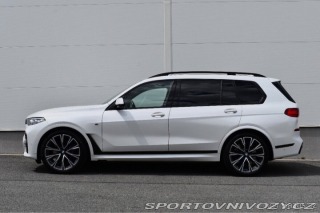 BMW X7 4,4 M50i 390KW/2021/7MI 1800
