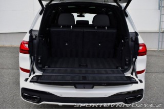 BMW X7 4,4 M50i 390KW/2021/7MI 1800