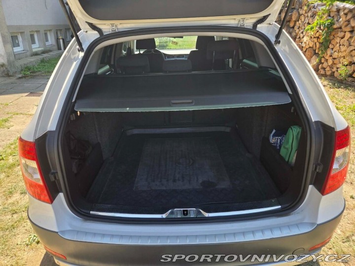 Škoda Superb 2,0   Scout TDI 2015