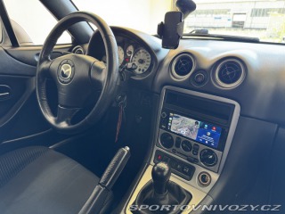 Mazda MX-5  2004