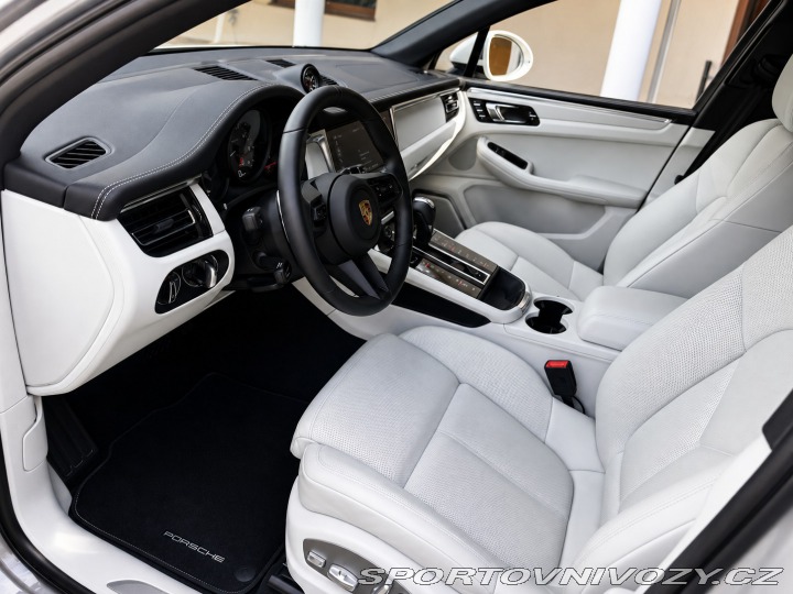 Porsche Macan S V6 1.MAJITEL MAX VÝBAVA 2023