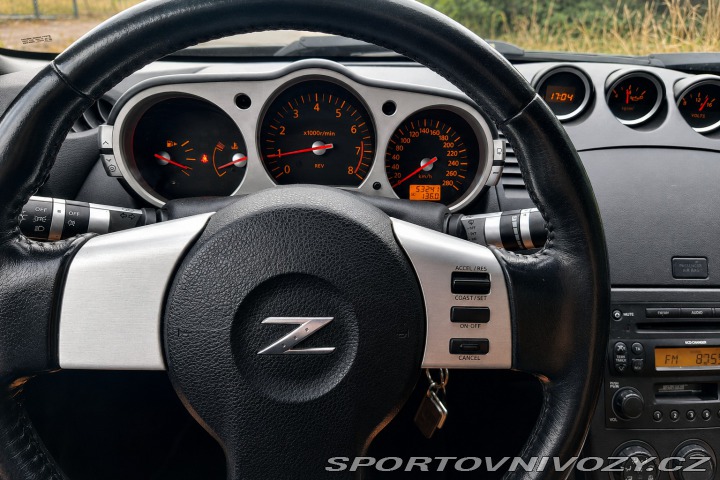 Nissan 350 Z CEBIA 2005